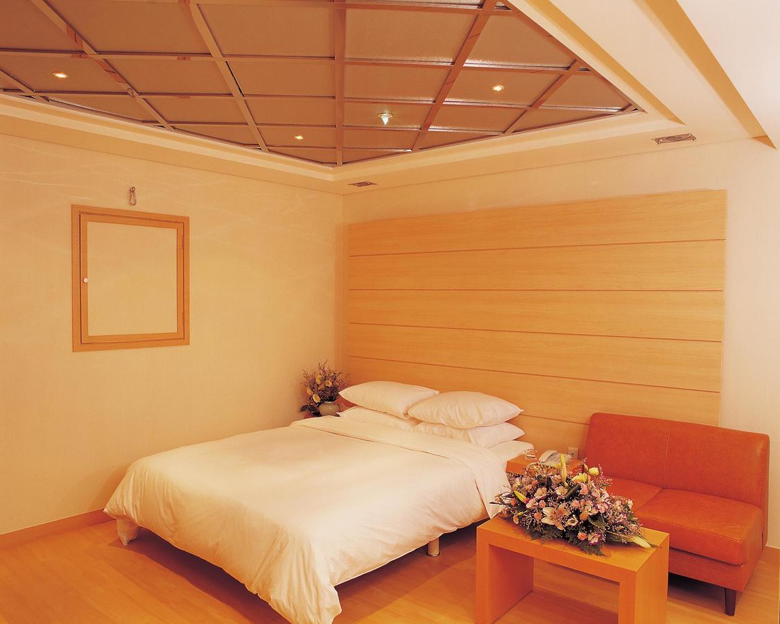 Joa Hotel Cheongju Exteriör bild